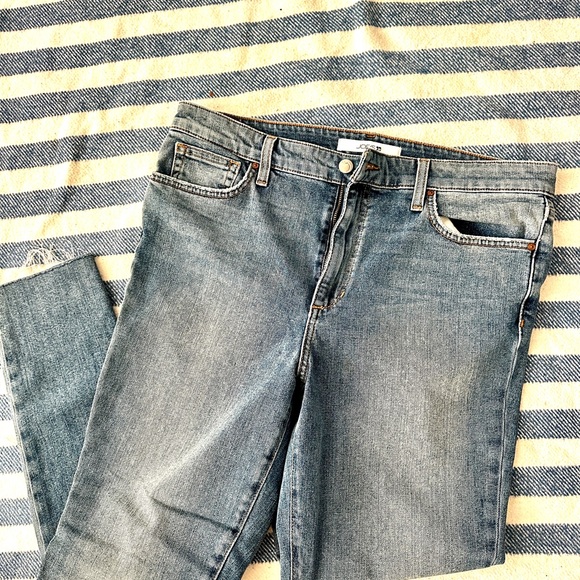 Joe's Jeans Medium Blue Cropped Denim - Picture 2 of 3